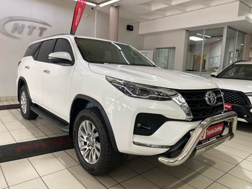 Toyota Fortuner V 2.8 GD-6 Raised Body Auto