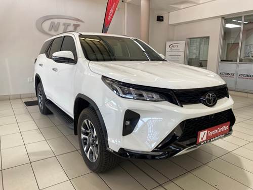 Toyota Fortuner VI 2.8GD-6 VX Auto 