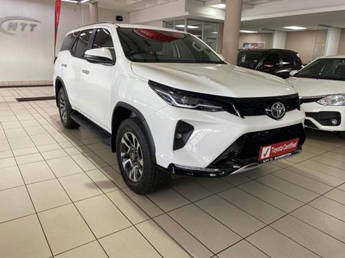 Toyota Fortuner VI 2.4GD-6 Auto 4x4