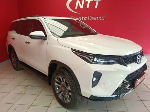 Toyota Fortuner VI 2.4GD-6 Raised Body Auto