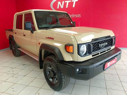 Toyota Land Cruiser 79 2.8 GD-6 Double Cab Auto