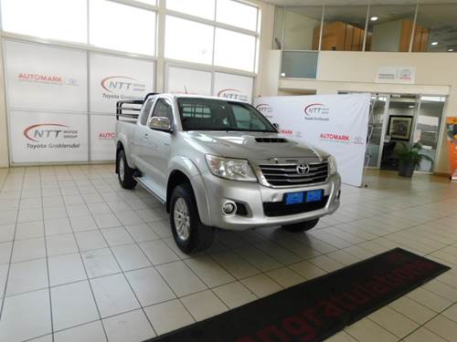 Toyota Hilux ( II) 3.0 D-4D Raider Xtra Cab 4X4