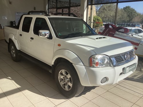 Nissan Hardbody NP300 2.5 TDi Hi-Rider Double Cab