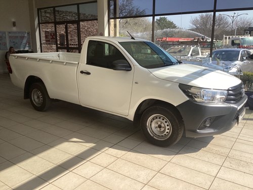 Toyota Hilux 2.0 VVTi Aircon Single Cab