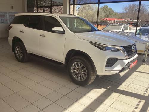 Toyota Fortuner V 2.8 GD-6 Raised Body Auto