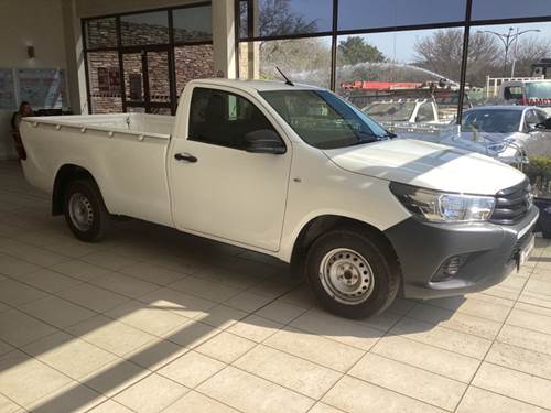 Toyota Hilux 2.0 VVTi Aircon Single Cab