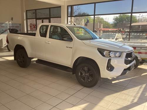 Toyota Hilux 2.4 GD-6 RB Raider Extra Cab Auto