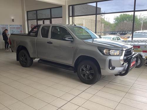 Toyota Hilux 2.4 GD-6 RB Raider Extra Cab Auto