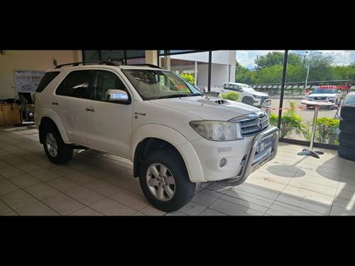 Toyota Fortuner II 3.0 D-4D Raised Body 4X4