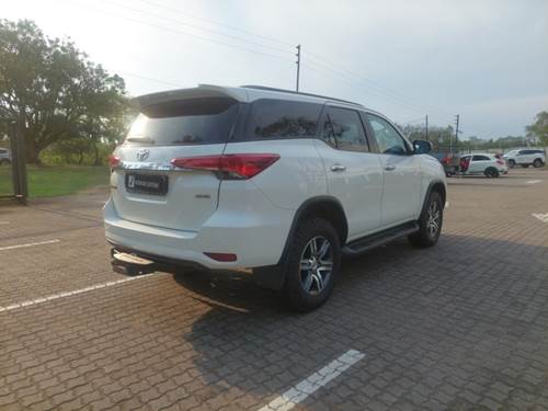 Toyota Fortuner IV 2.4 GD-6 4x4 Auto