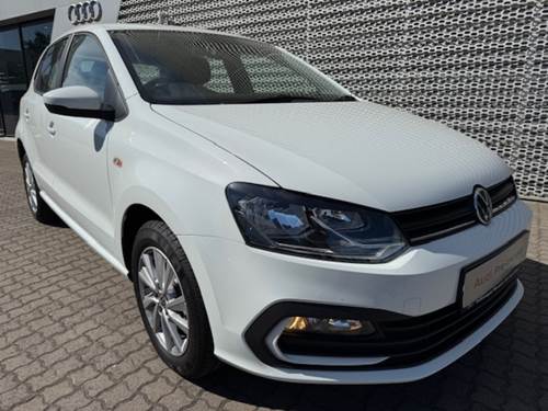 Volkswagen (VW) Polo Vivo 1.6 Hatch Style