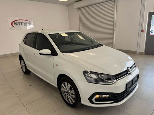 Volkswagen (VW) Polo Vivo 1.6 Hatch Style