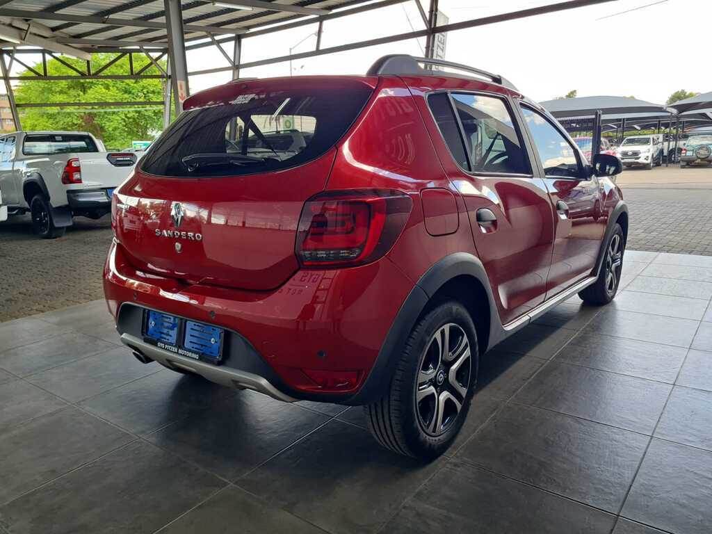 Renault Sandero T Stepway Plus For Sale R Carfind Co Za