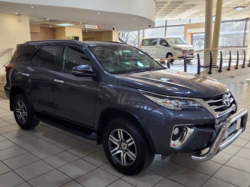 Toyota Fortuner IV 2.4 GD-6 4x4 Auto