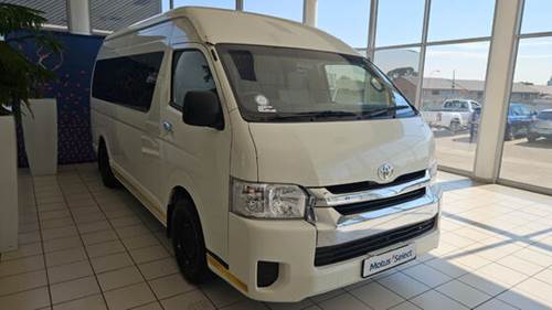 Toyota Quantum HIACE 2.5 D-4D 14 Seat