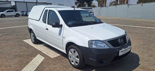 Nissan NP200 1.6i Pack