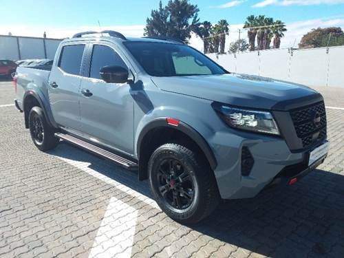 Nissan Navara 2.5 DDTi Pro-4X Double Cab Auto 4x4