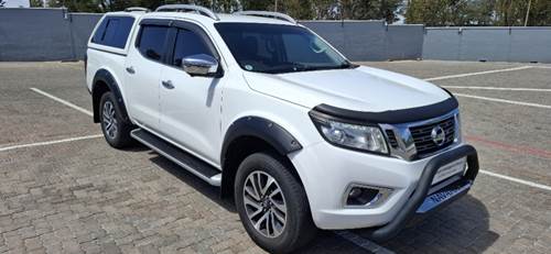 Nissan Navara 2.3D Double LE Cab Auto