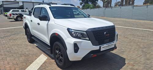 Nissan Navara 2.5 DDTi Pro-4X Double Cab Auto 4x4