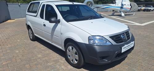 Nissan NP200 1.6i Pack