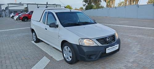 Nissan NP200 1.6i Pack