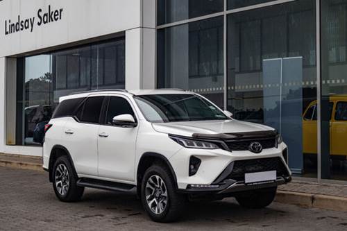 Toyota Fortuner VI 2.8GD-6 VX Auto 4x4