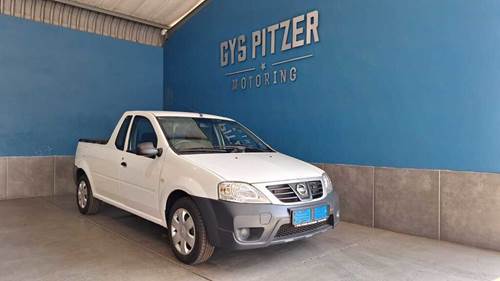 Nissan NP200 1.6i Pack