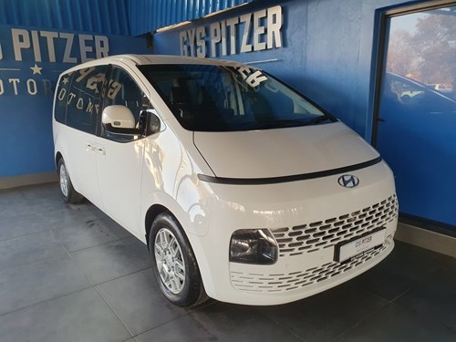 Hyundai Staria 2.2D Executive (9 Seater)