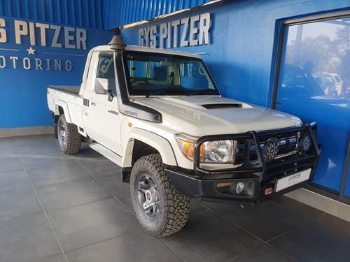 Toyota Land Cruiser 79 4.5 Diesel Pick Up