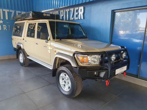 Toyota Land Cruiser 79 4.0 Pick Up Double Cab