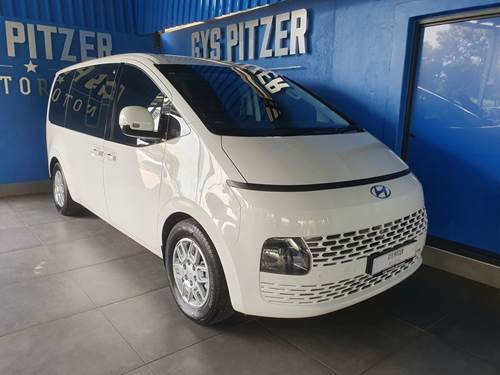 Hyundai Staria 2.2D Executive (9 Seater)