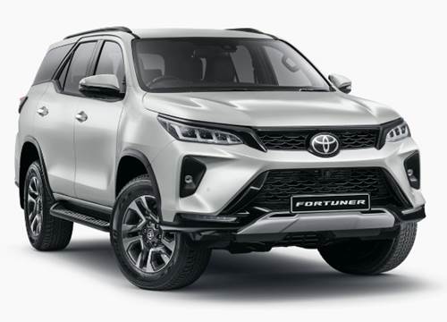 Toyota Fortuner VI 2.4GD-6 Raised Body Auto