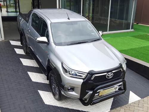 Toyota Hilux 2.8 GD-6 Double Cab Auto 