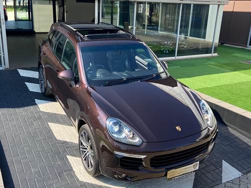 Porsche Cayenne Diesel Platinum (E2)