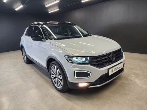 Volkswagen (VW) T-Roc 2.0 TSI Design 4Motion DSG