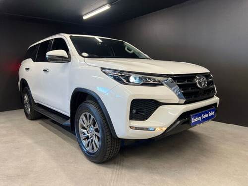 Toyota Fortuner V 2.8 GD-6 Raised Body Auto