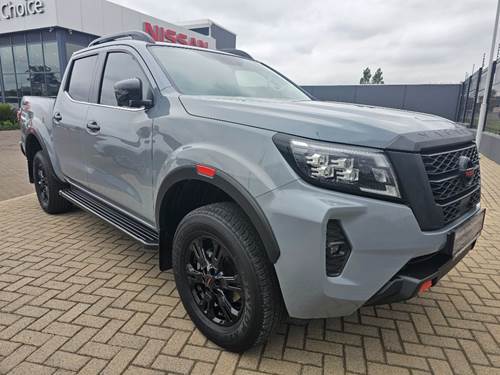 Nissan Navara 2.5 DDTi Pro-4X Double Cab Auto 4x4