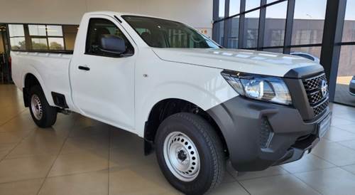 Nissan Navara 2.5 DDTi SE