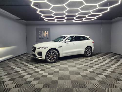 Jaguar F-Pace 2.0D SE R-Dynamic (D200)