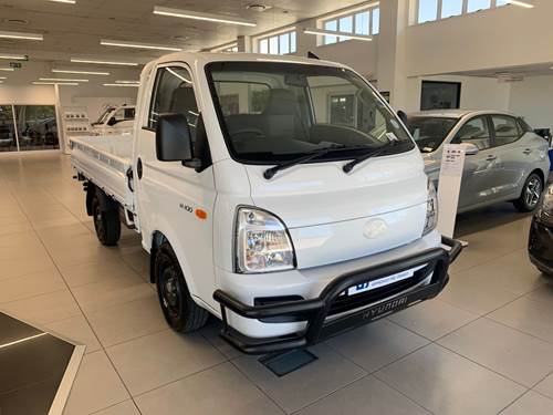 Hyundai H100 2.6 D Euro II Dropside Aircon