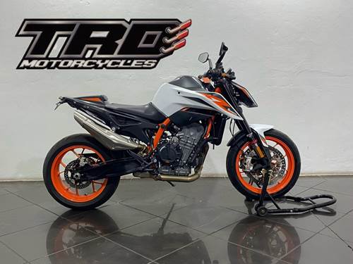 KTM Duke R