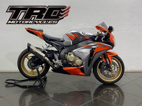 Honda CBR 1000 RR (121 kW)