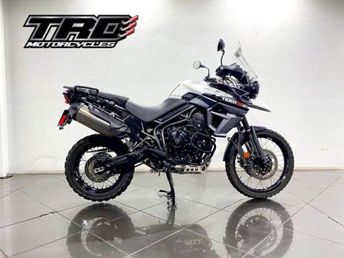 Triumph Tiger 800 XCX