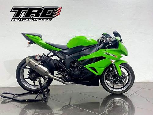 Kawasaki ZX-6R (96 kW)