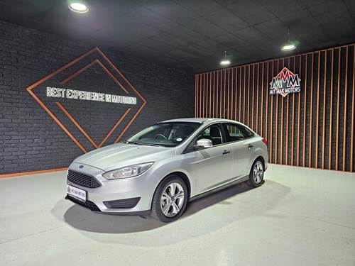 Ford Focus 1.0 EcoBoost Ambiente Sedan Auto