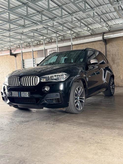 BMW X5 (F15) M50d