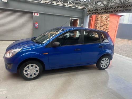 Ford Figo 1.4i Ambiente 5-Door Hatch Back