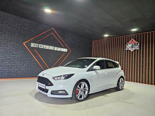 Ford Focus 2.0 Ecoboost ST3 5 Door