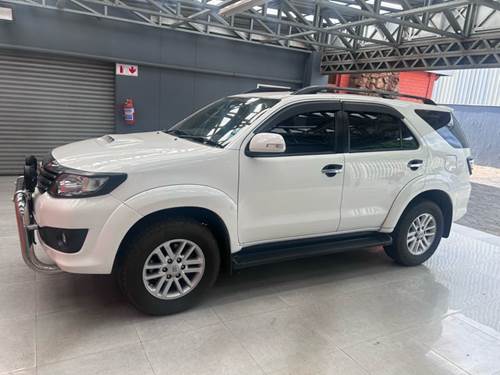 Toyota Fortuner III 2.5 D-4D VNT Raised Body