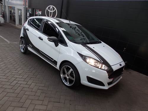 Ford Fiesta 1.0 Ecoboost Ambiente 5 Door